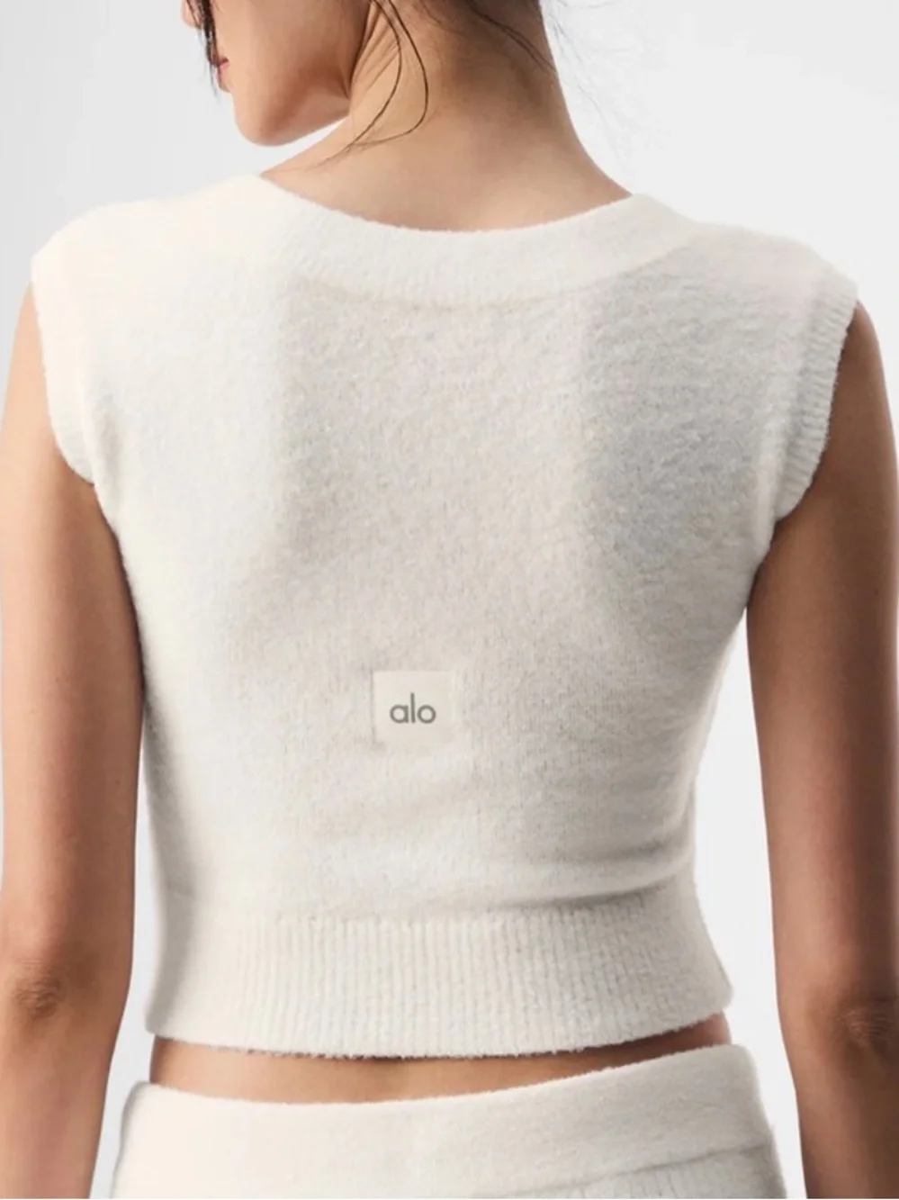 ALO Yoga Snuggle Up Sweater Short Sleeve in Ivory